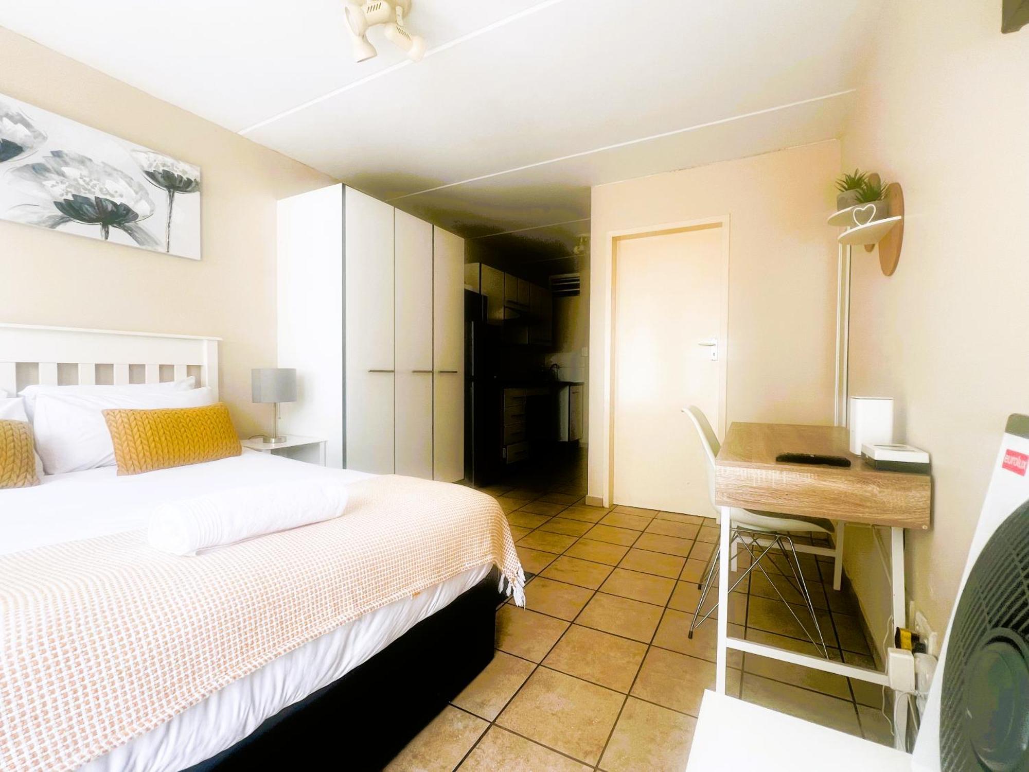 Smart And Cozy Studio With Netflix And Showmax Pretoria-Noord Zewnętrze zdjęcie