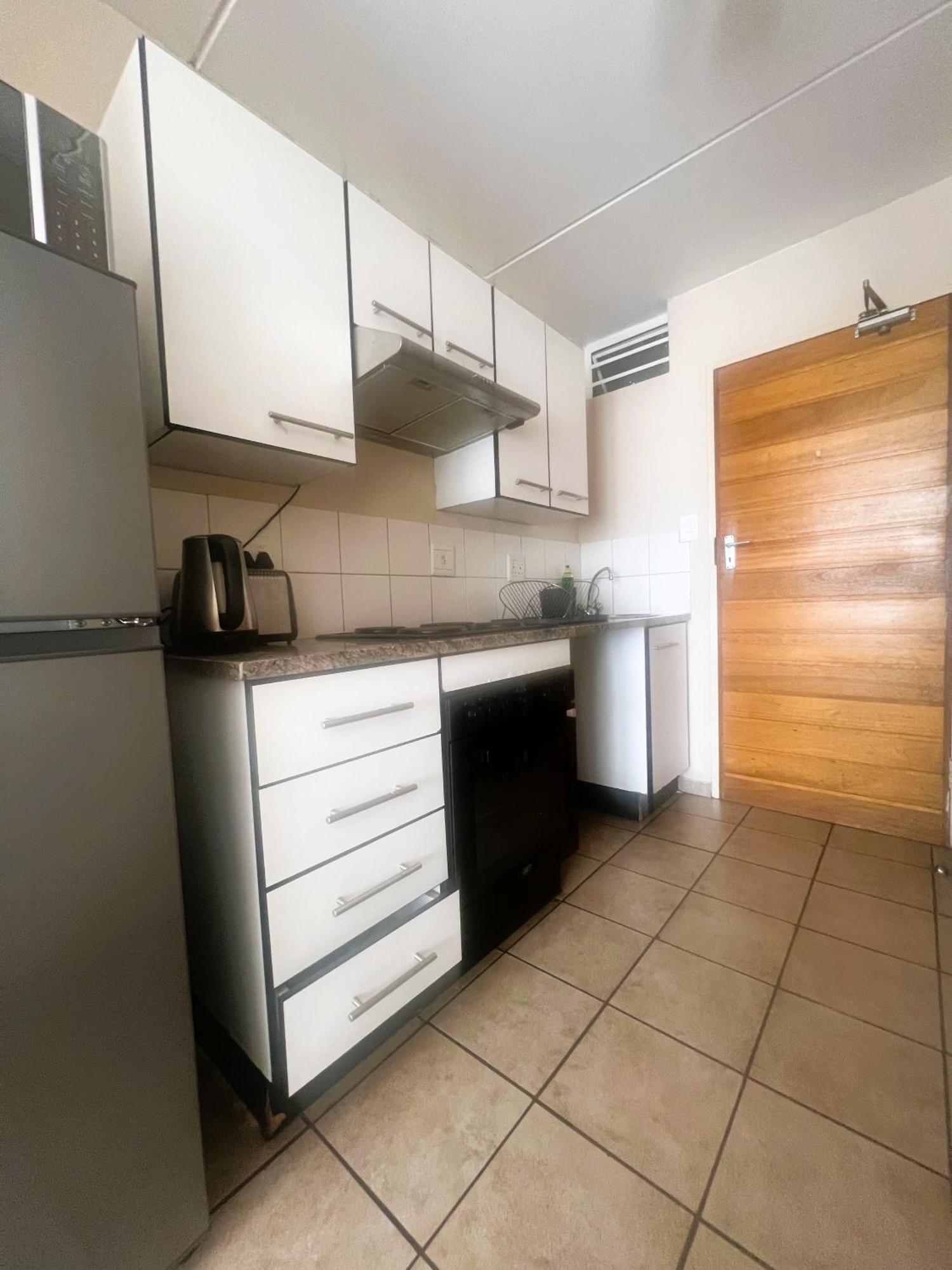 Smart And Cozy Studio With Netflix And Showmax Pretoria-Noord Zewnętrze zdjęcie